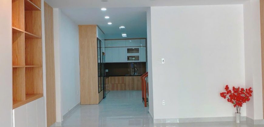 NHÀ ĐẸP MT 2 TẦNG NGUYỄN KIỆM PN, NGANG 4.4m – 73m2 – 12.79 TỶ