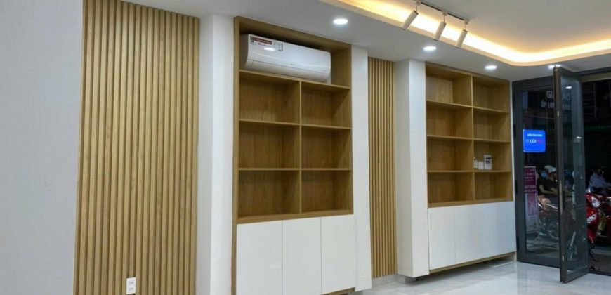 NHÀ ĐẸP MT 2 TẦNG NGUYỄN KIỆM PN, NGANG 4.4m – 73m2 – 12.79 TỶ